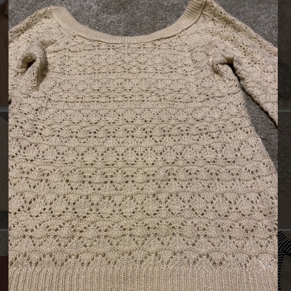 American Eagle knit sweater S- NEVER worn! - Picture 2 of 3